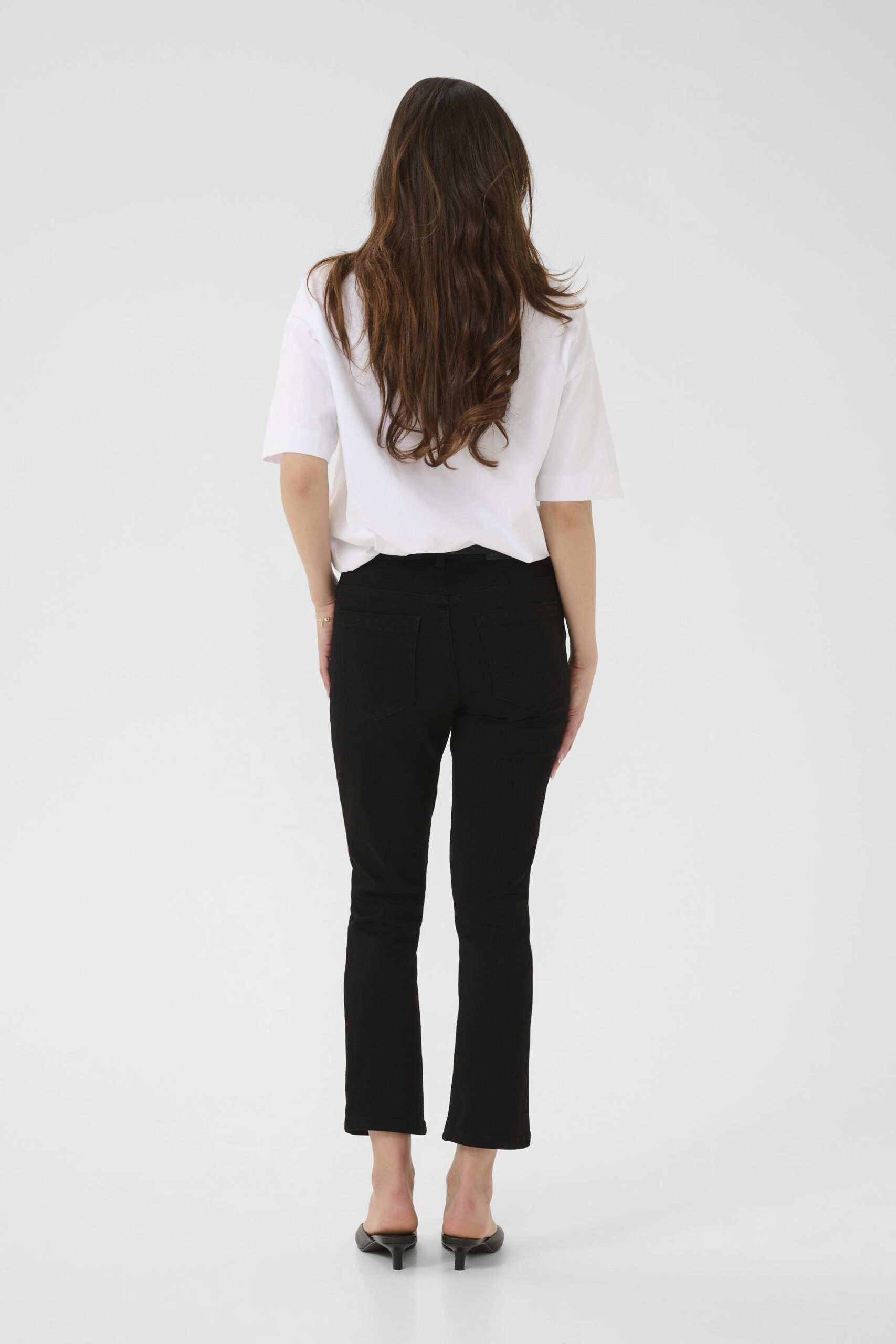 River Cropped Jeans - Svart - Bild 4