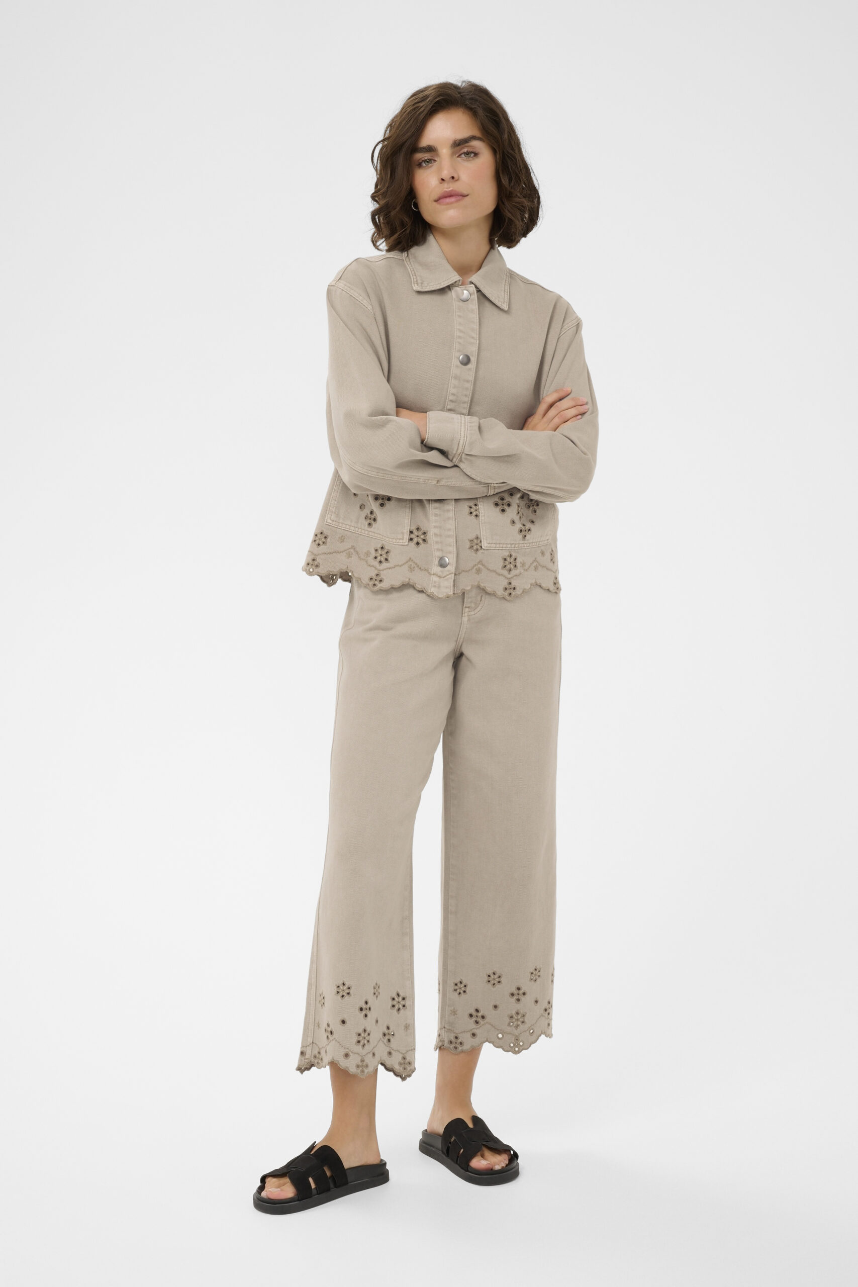 Mimi Broderie Anglaise Jeansjacka - Feather Gray - Bild 2
