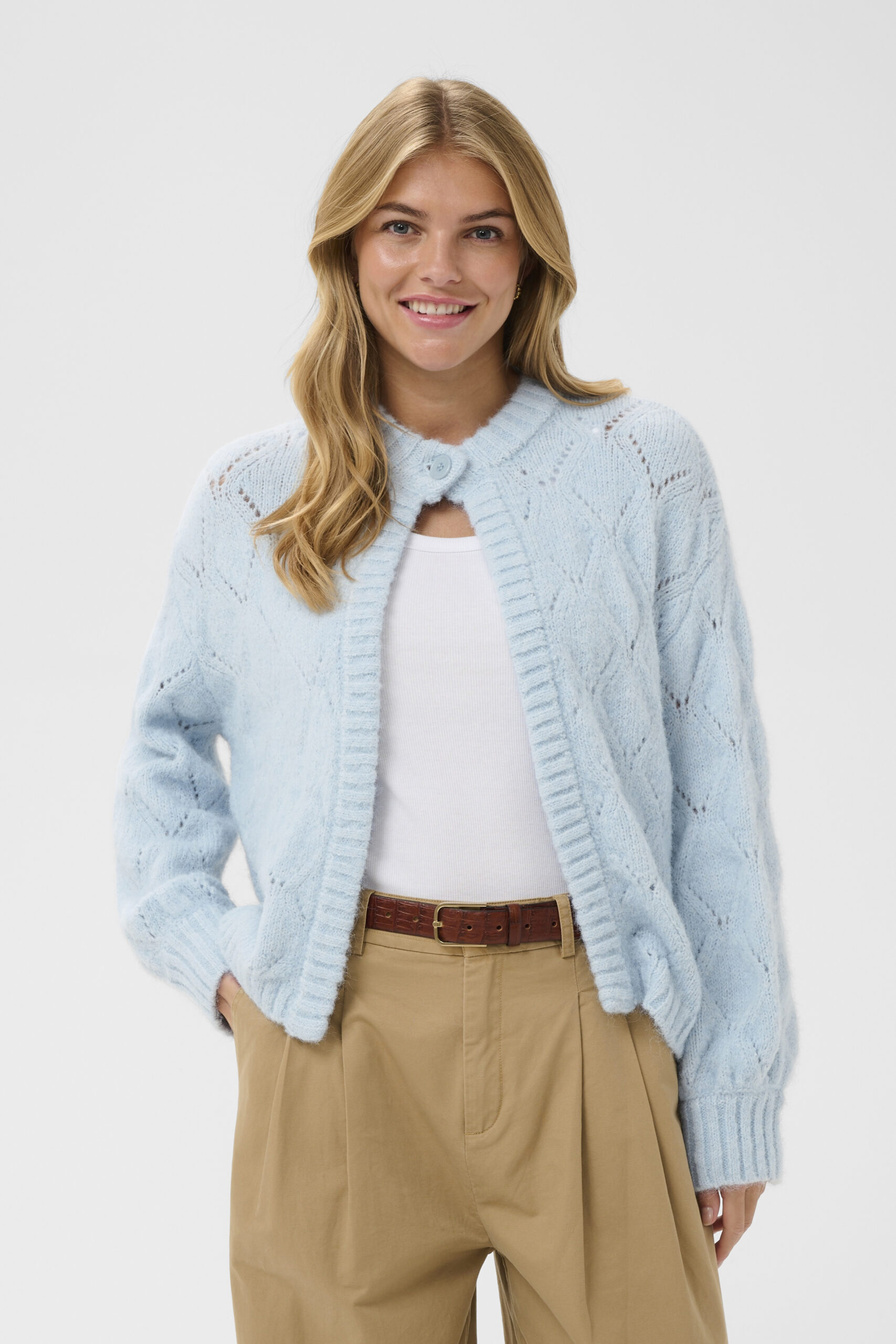 Pavaani Cardigan - Skyway
