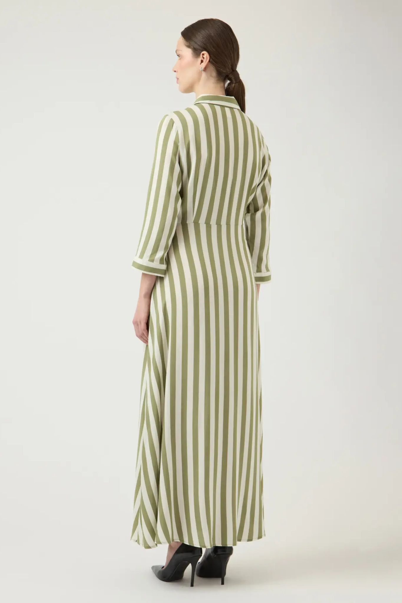 Savanna Maxiklänning - Star White Oil Green Stripe - Bild 4