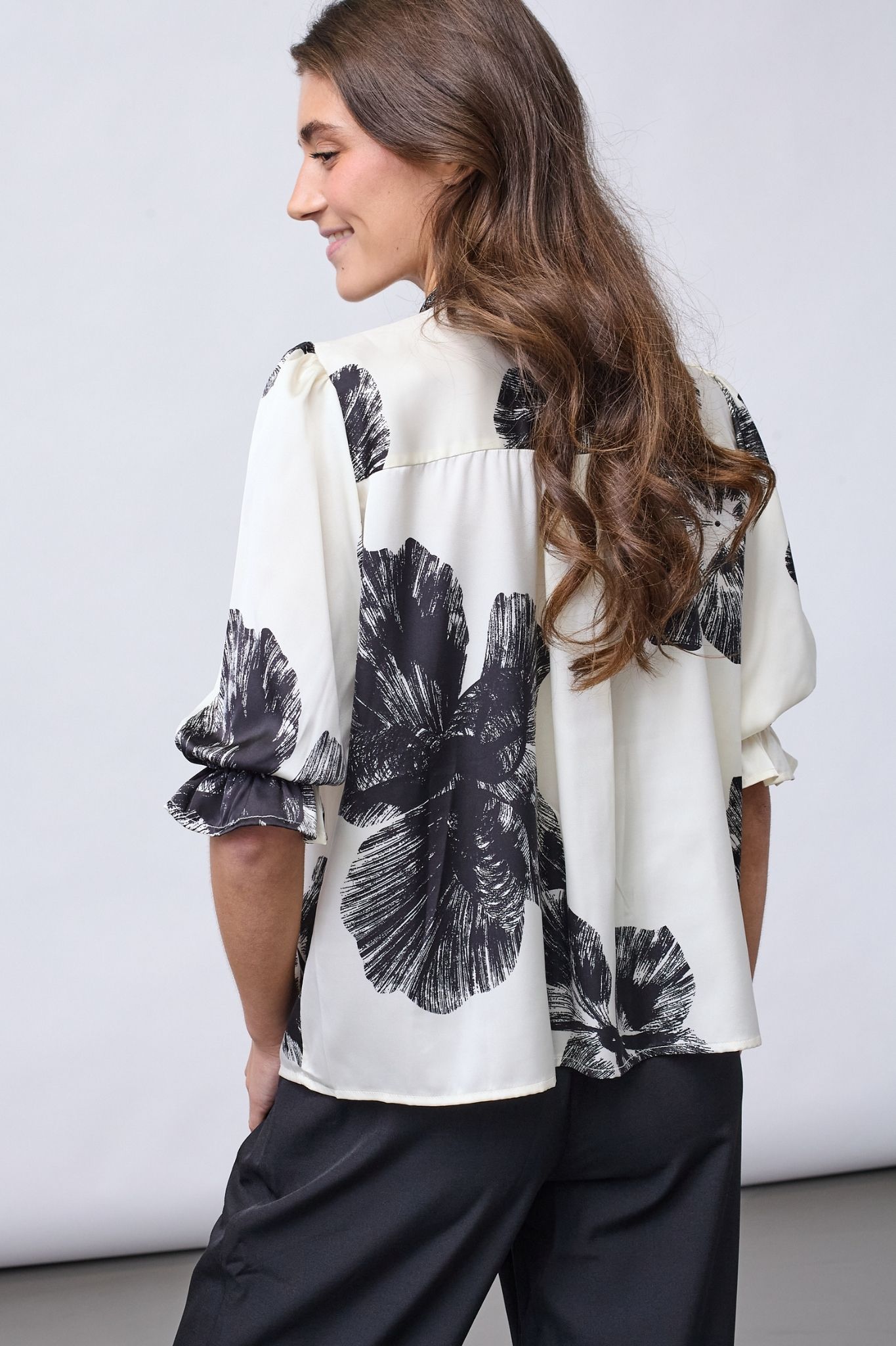 Venny Blus - Cream Flower - Bild 11