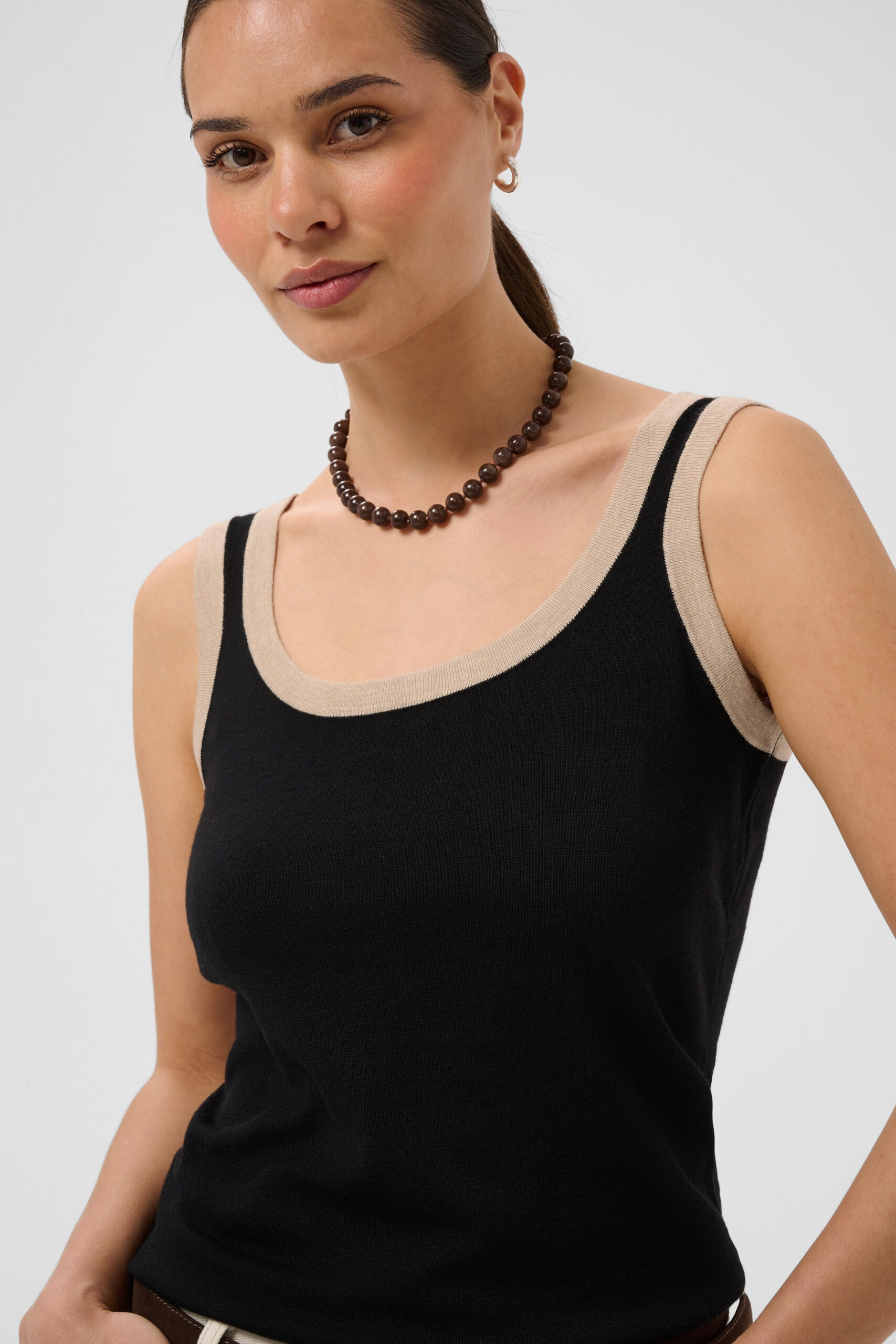Lizza Contrast Stickad Topp - Black Deep