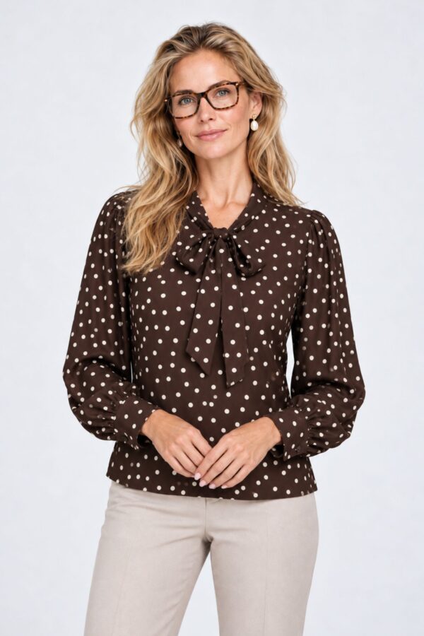 Dotte Knytblus – Coffee Bean Turtledove Dot