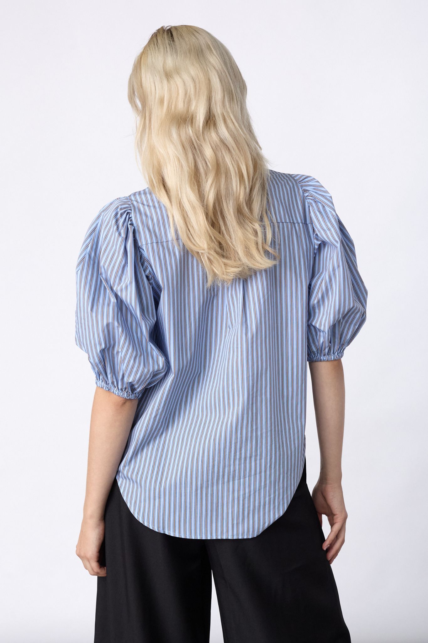 Ella SS Skjortblus - Blue Stripes - Bild 12