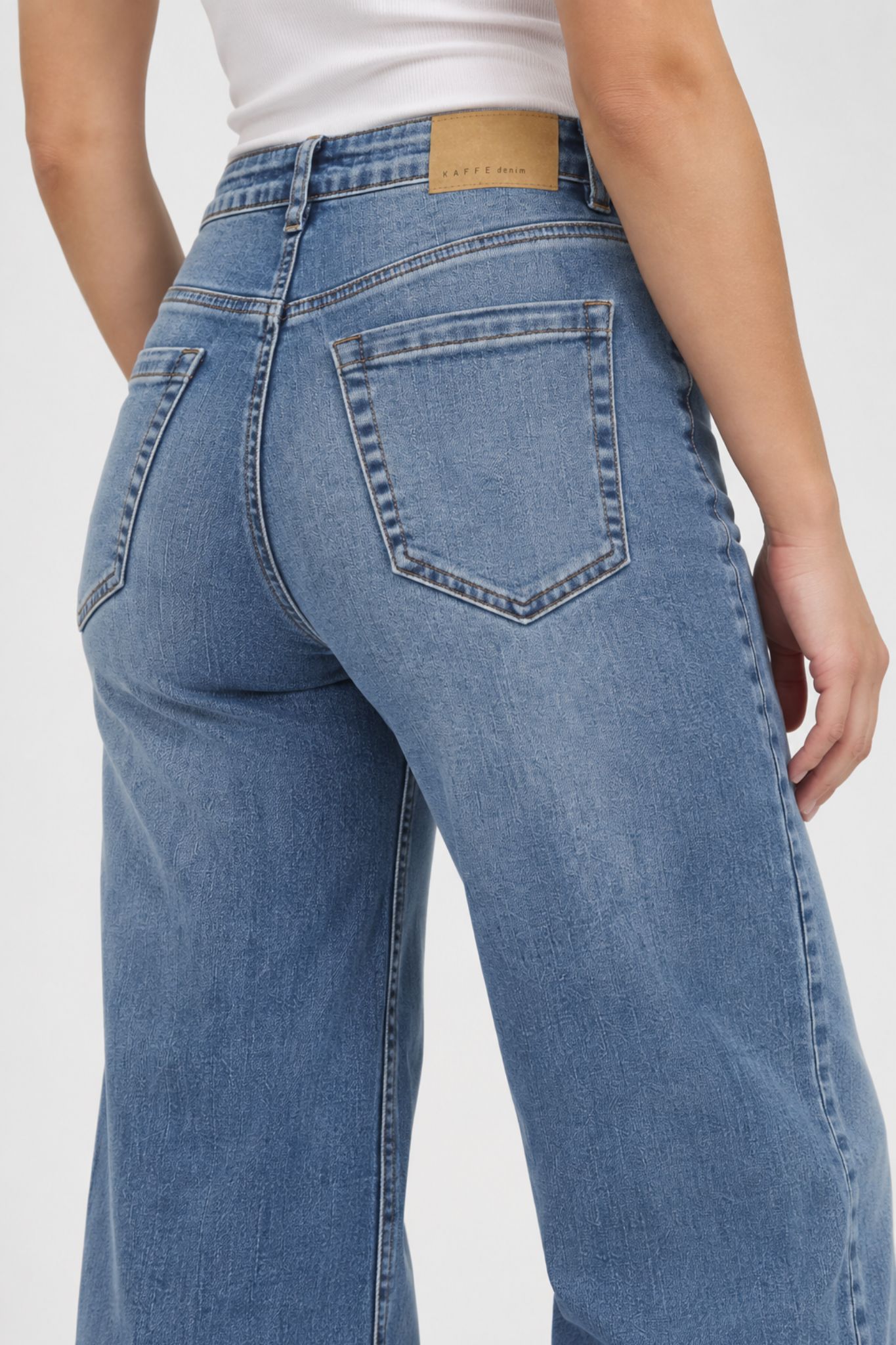 Meadow HW Wide Jeans - Medium Blue Denim - Bild 3