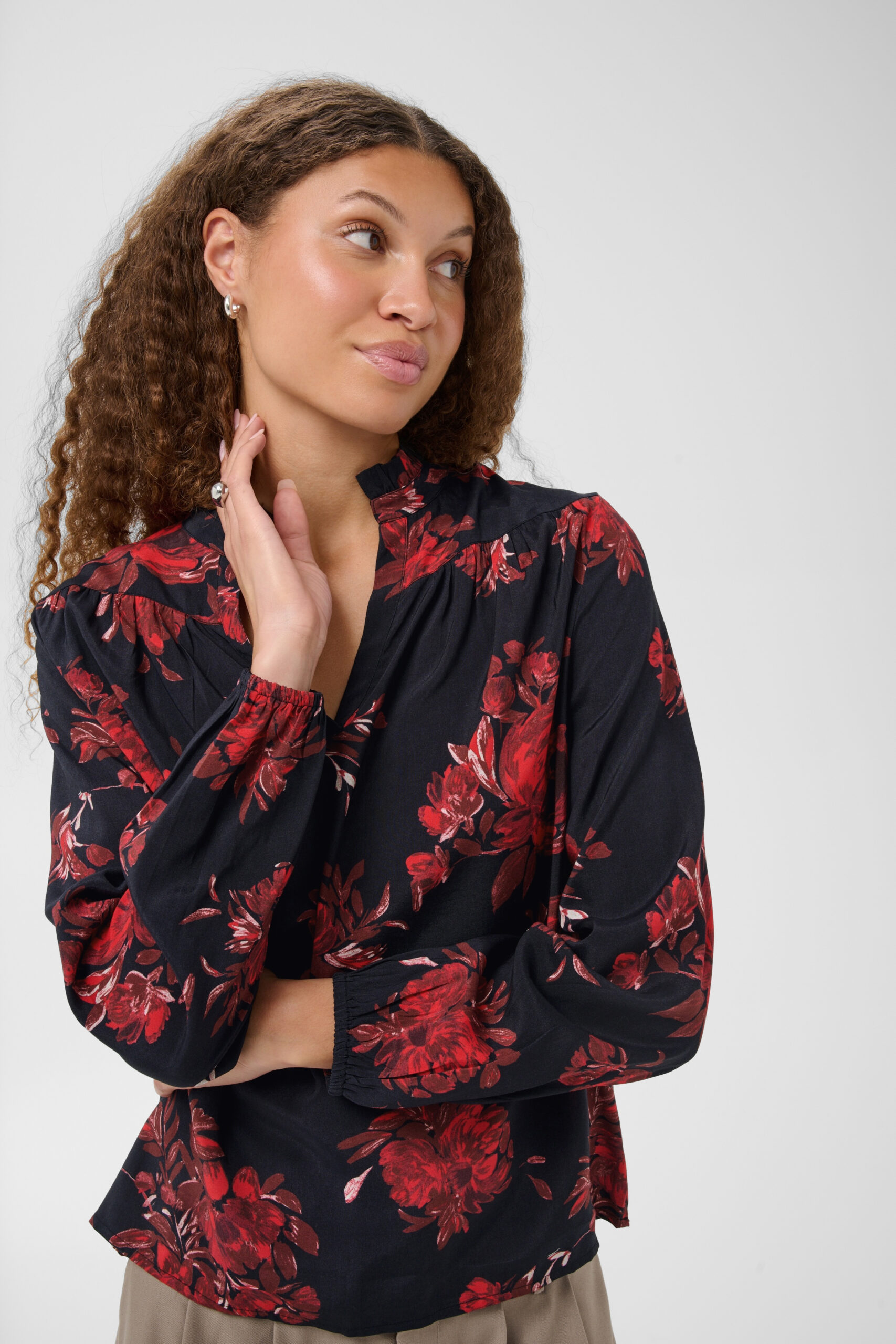 Hope Blus - Black/Red Flower - Bild 13