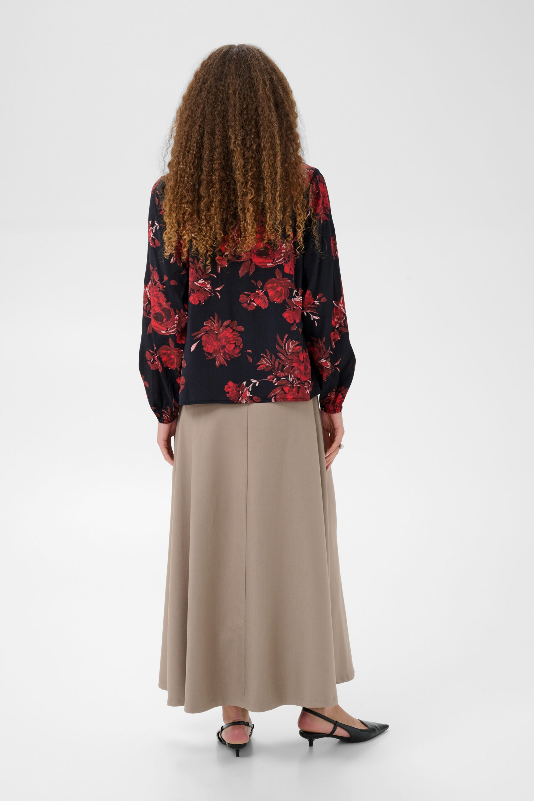 Hope Blus - Black/Red Flower - Bild 12