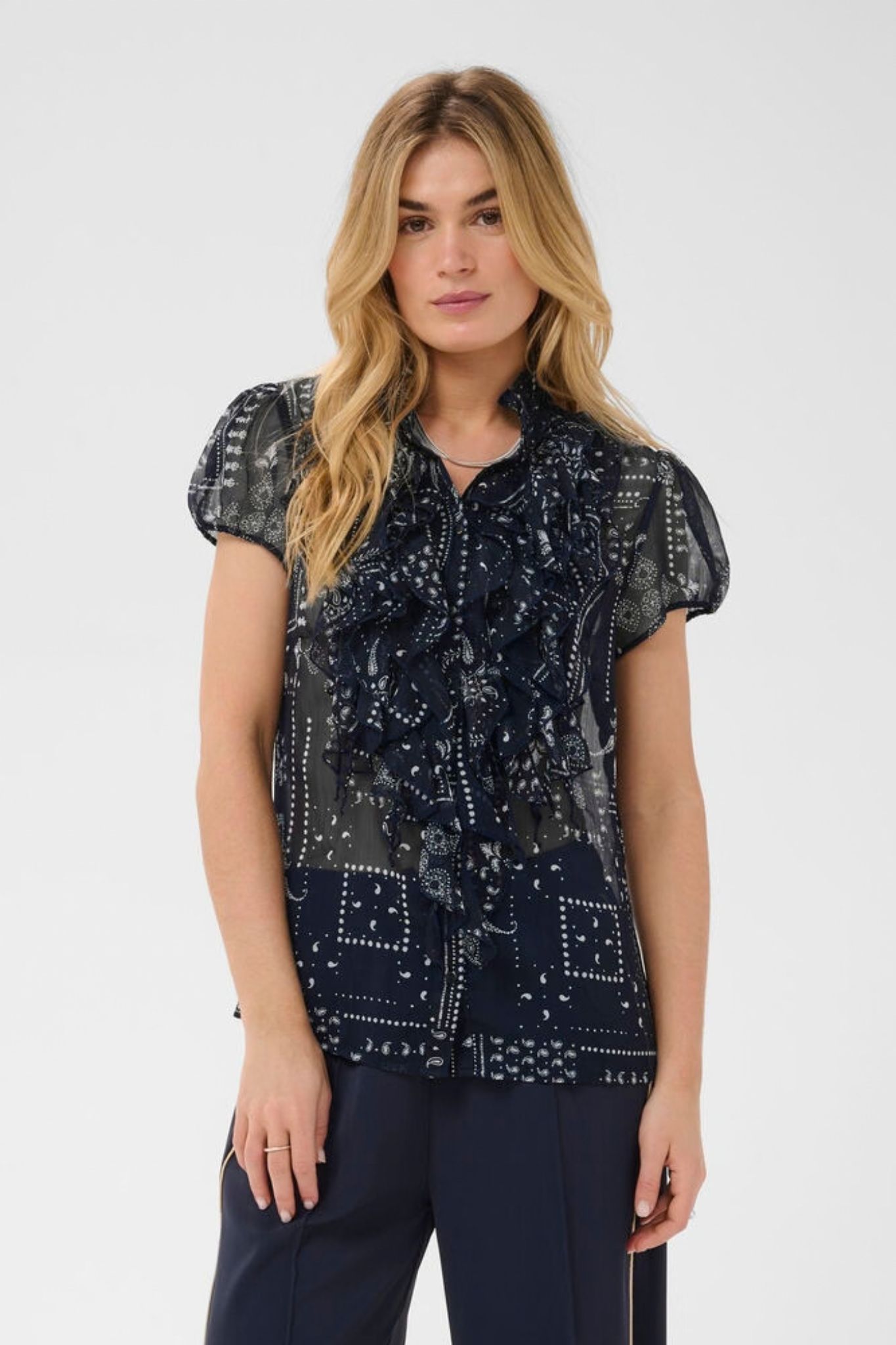 Lilja SS Volangblus - Night Sky Paisley Mosaic - Bild 8